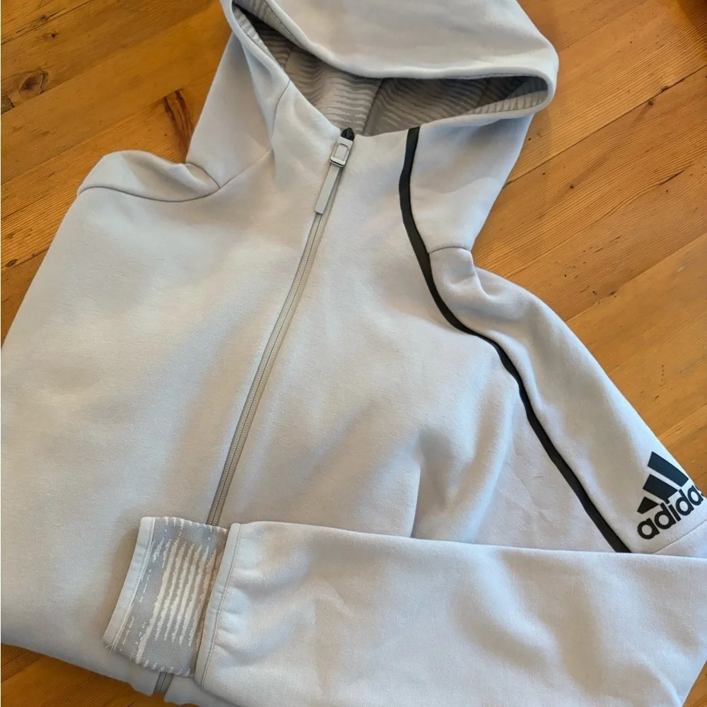 👟adidas Retro Hooded Full Zip Jacket